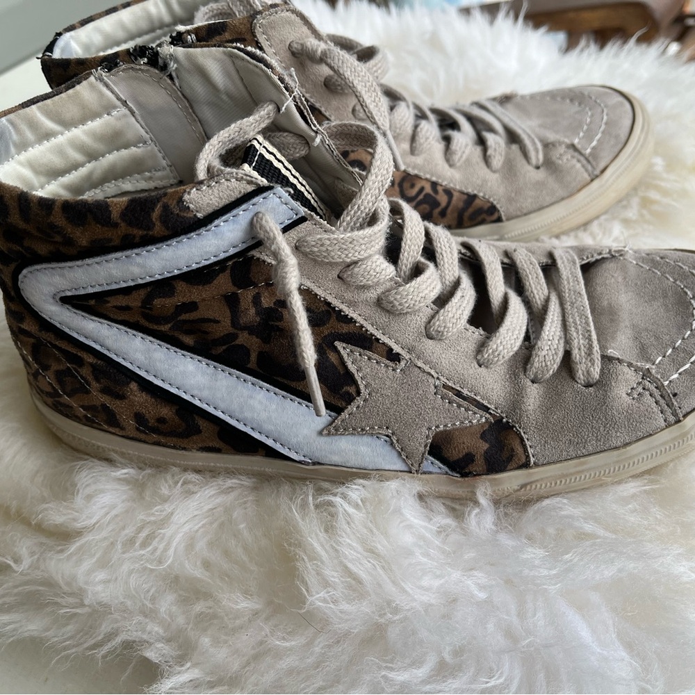 ShuShop Leopard Suede High-Top Sneakers with White Star